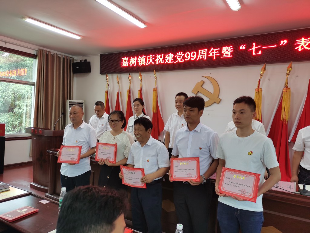 d8049e38e1afcfddde35b0c30546c6c