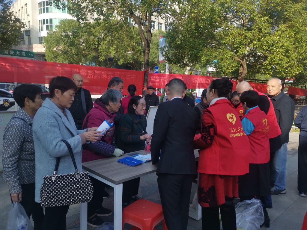 40174ebc93569625d9059e9b590e221