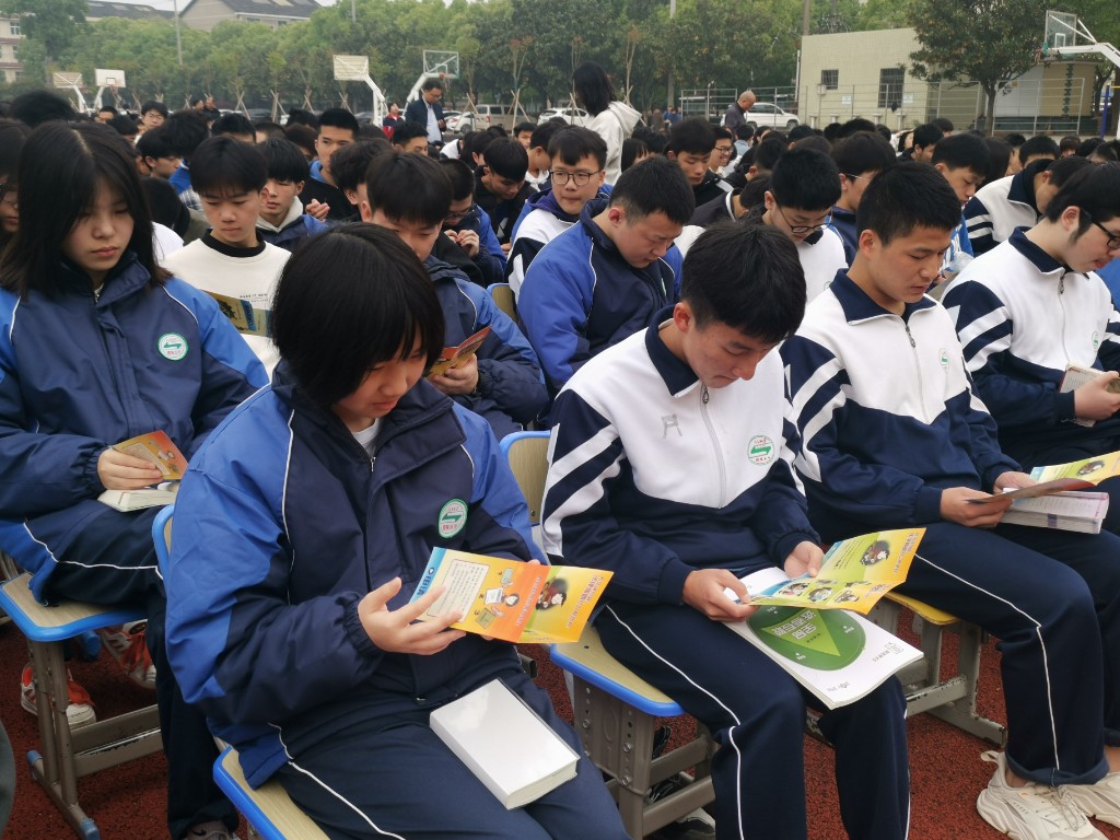 72ed81baf7738aca9c97a521d5a3783