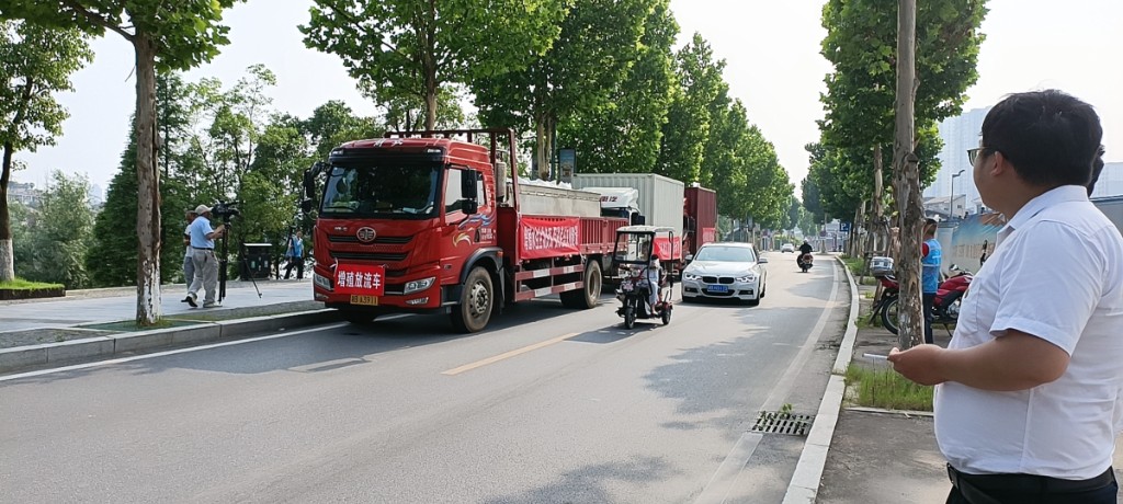 c069c8cc7bb00a1502ec492d0733b18