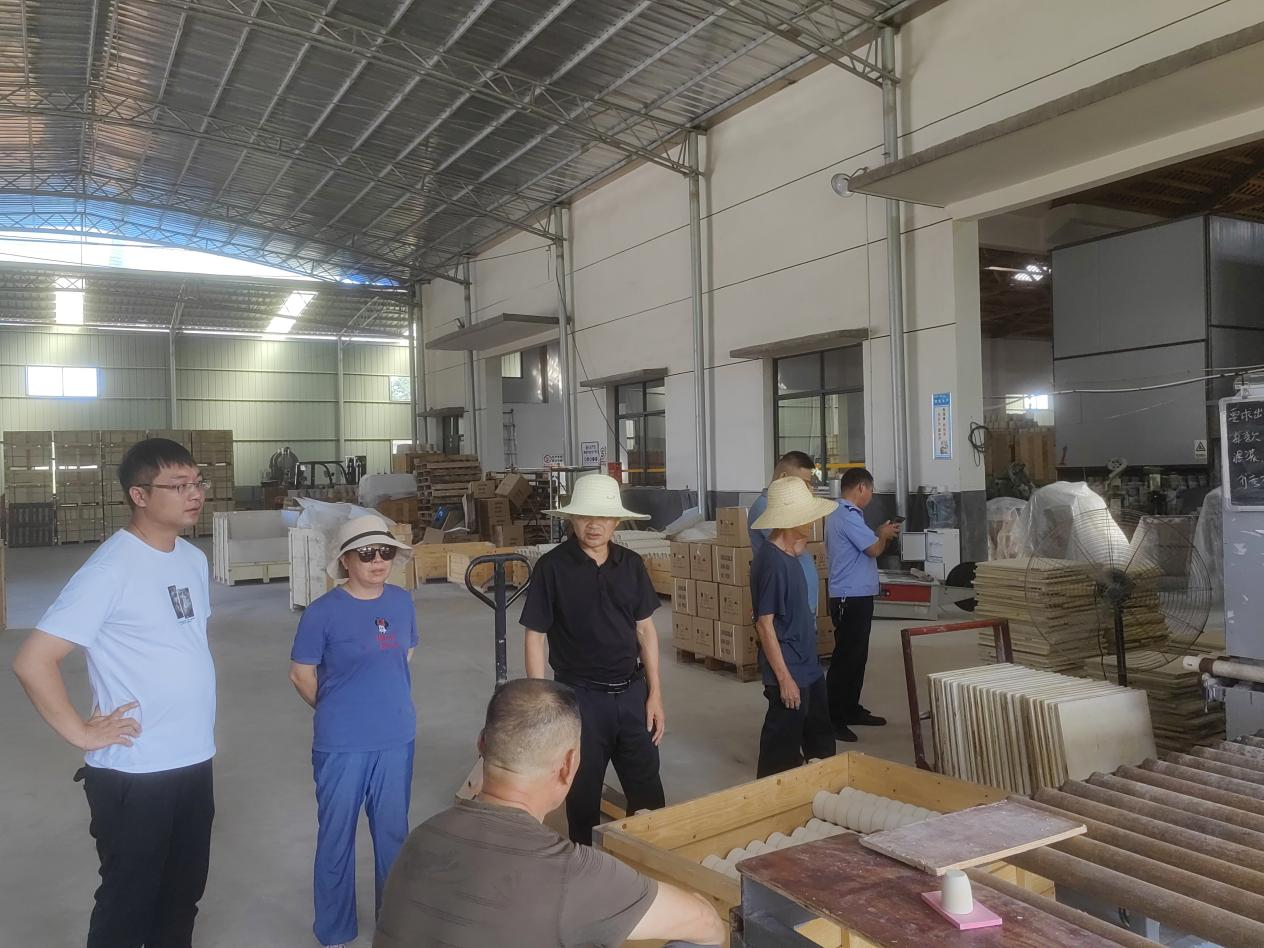 20230713151719255b17d1q