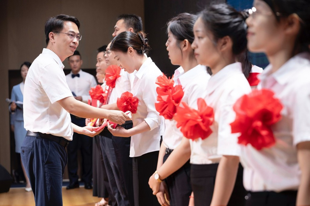 202309111758407534cq8g8