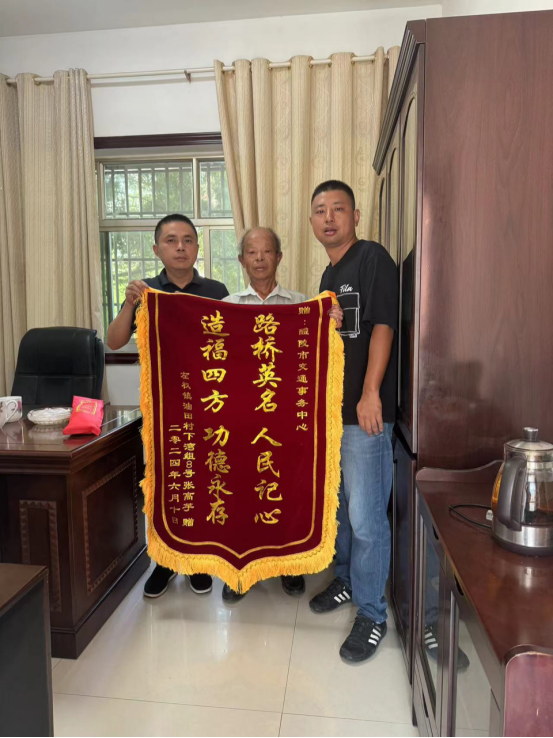 4c6689a63fc144ee872a52e30ad58788