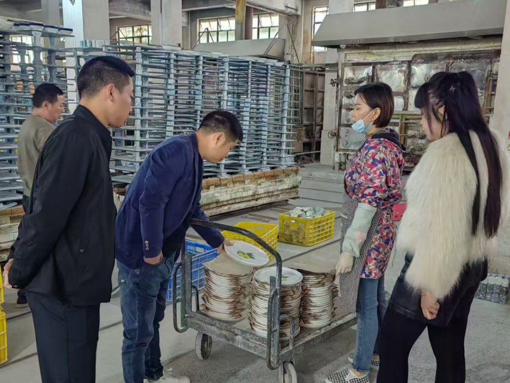 _cgi-bin_mmwebwx-bin_webwxgetmsgimg__&MsgID=8611137043965176661&skey=@crypt_26b14867_616ff41e7026be3416026968301098e7&mmweb_appid=wx_webfilehelper