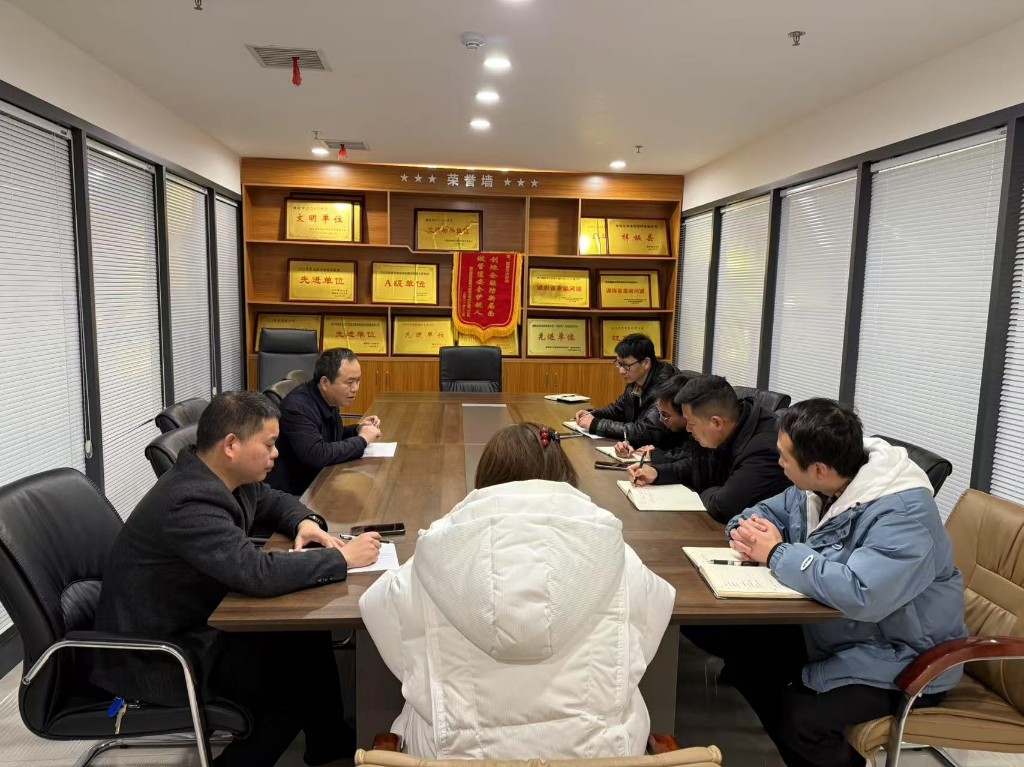 484286_1739937532_hd